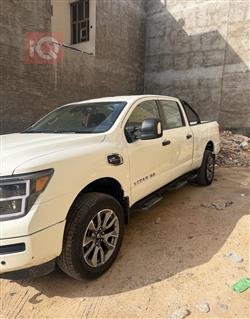 نيسان تيتان